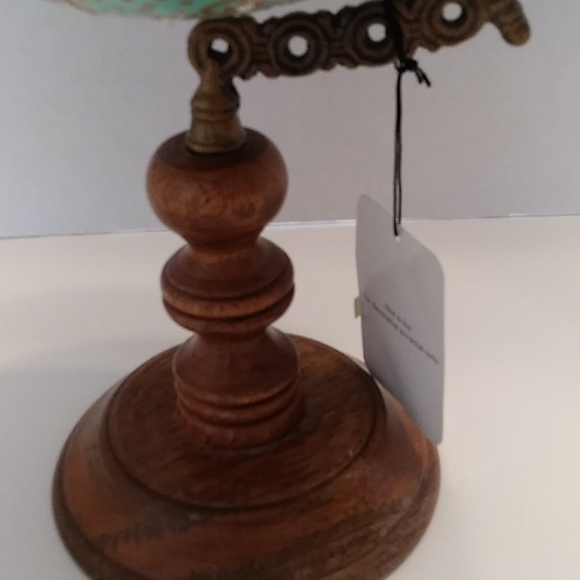 Globe painted ball on stand - Picture 3 of 6